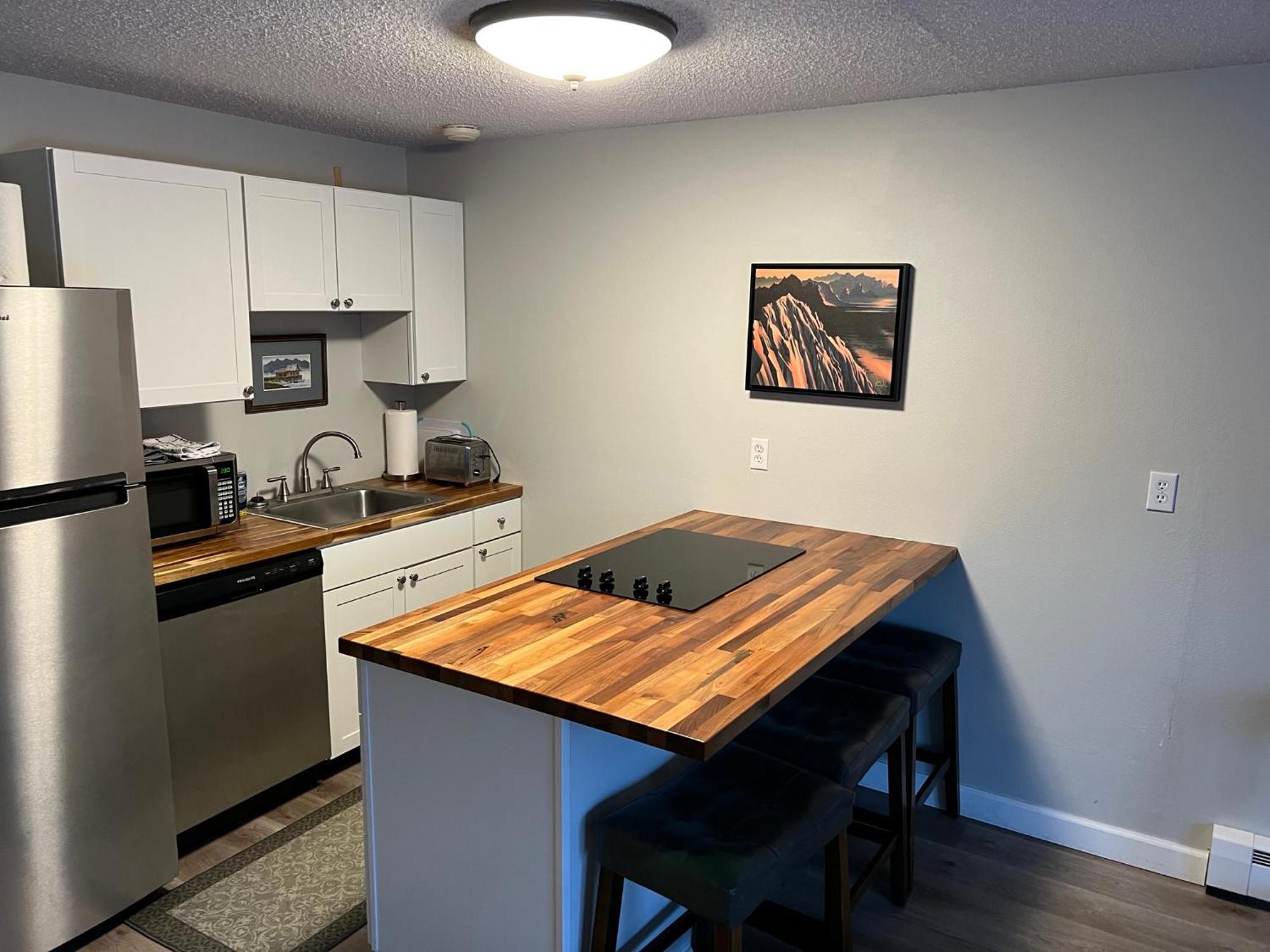 The Pioneer Studio At 1400K Anchorage Exterior photo